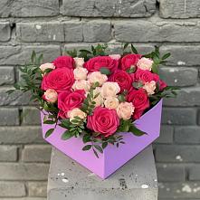 Цветочная композиция из Розы в коробке в Губастово