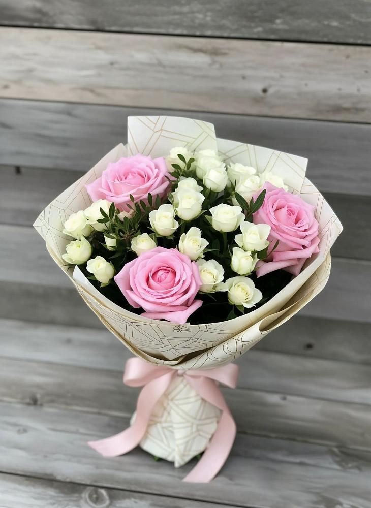 Букет цветов из: Розы в Губастово