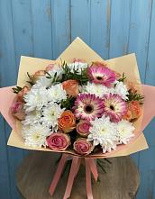 Букет цветов из:  Розы, Герберы и Хризантемы #REPLACE_PRED# Губастово