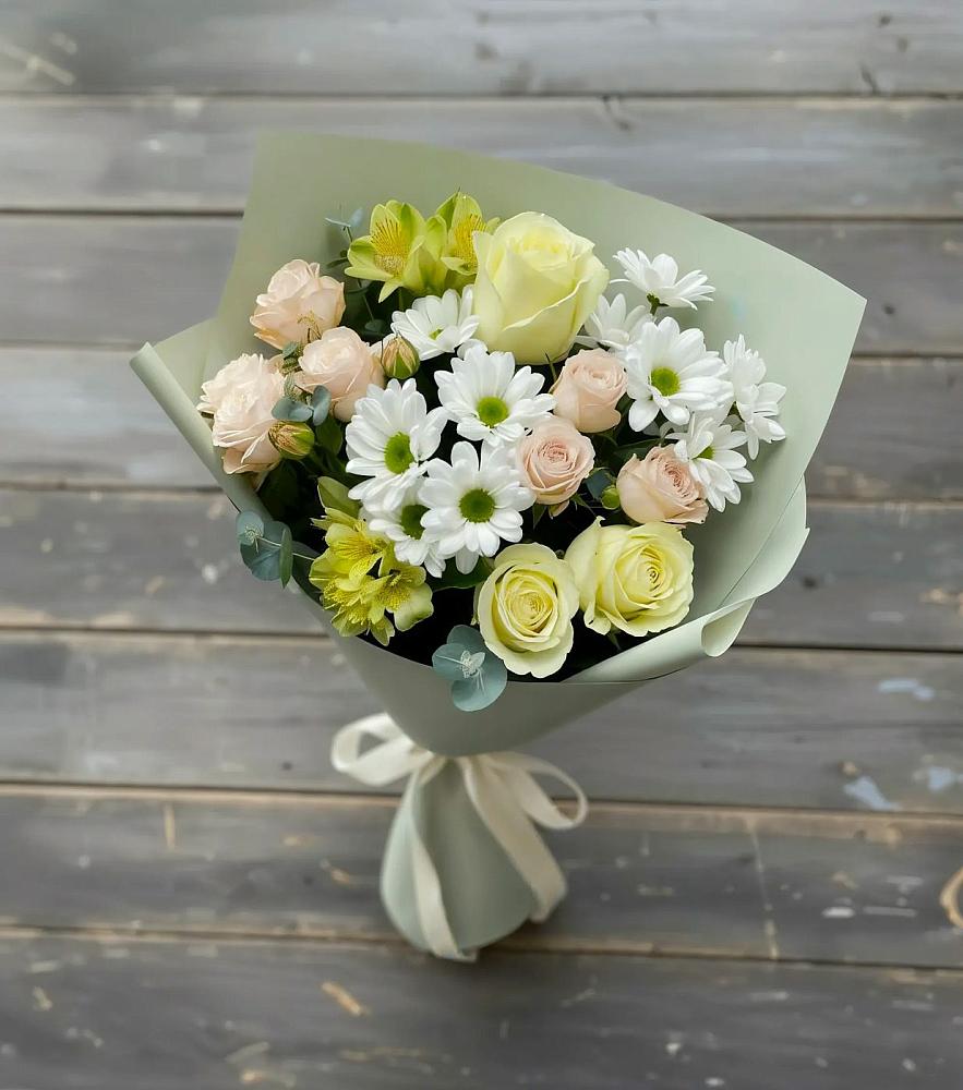 Букет цветов из: Альстромерии, Розы и Хризантемы в Губастово