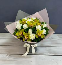 Букет цветов из:  Орхидеи и Розы в Губастово