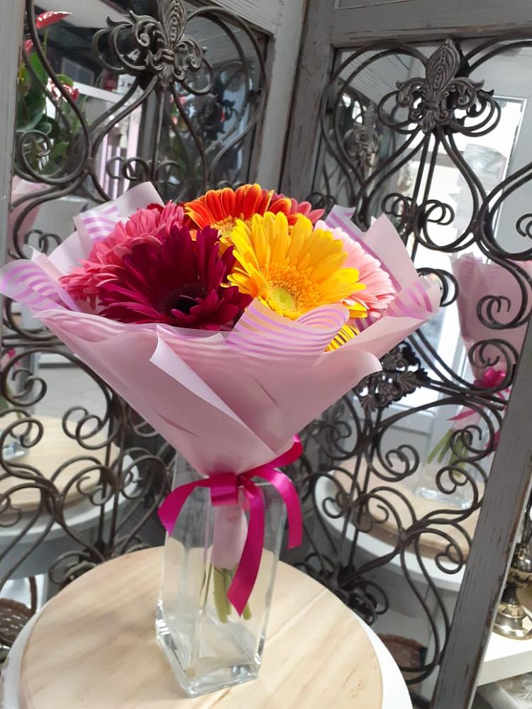 Букет цветов из: Герберы в Губастово