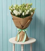 Букет цветов из:  Лизиантусы #REPLACE_PRED# Губастово